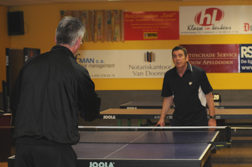(066)