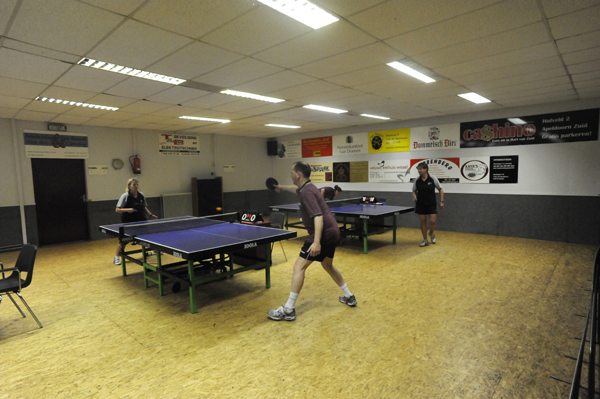 BEKER     (80)