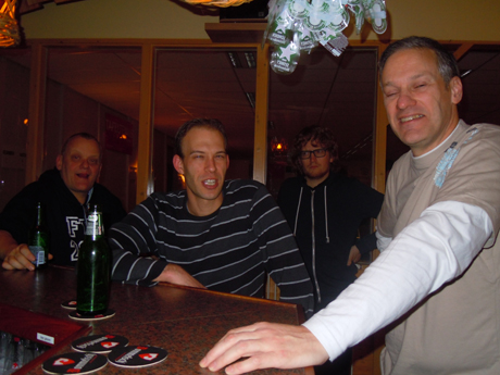 Club (64)