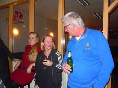 Club (73)